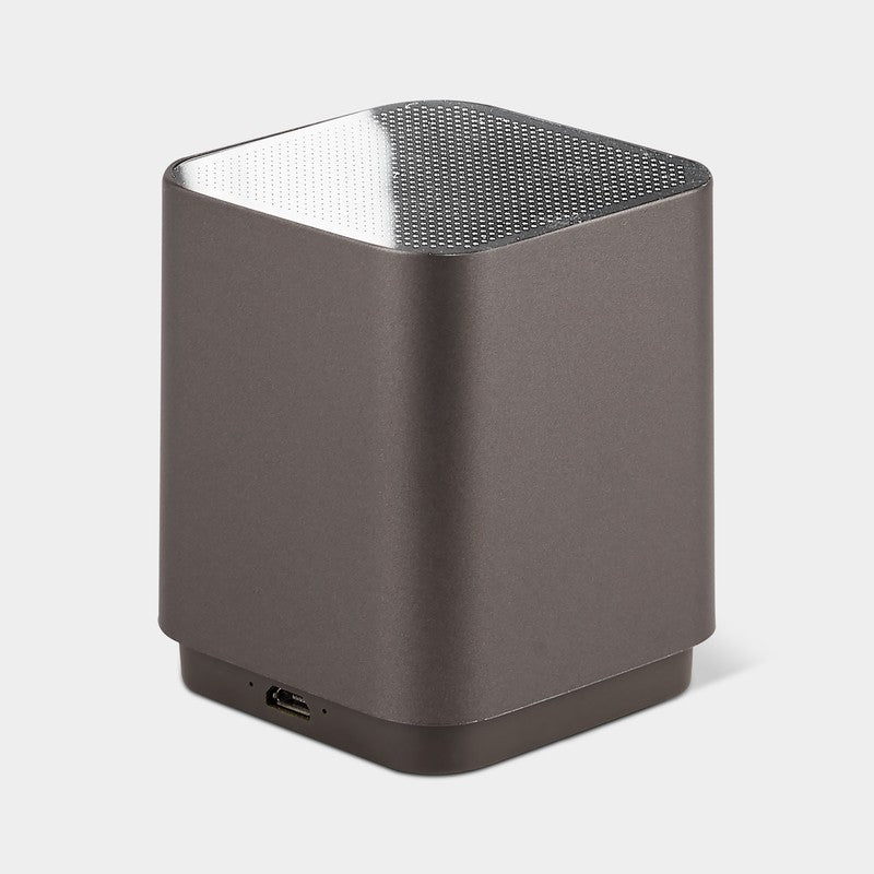 https://multimedias3-cloudsync-synology.s3.us-west-2.amazonaws.com/thumbnail_modelos/Z-1090.jpg